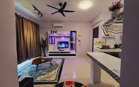 Izz Homestay Apartment Casa Kayangan Meru
