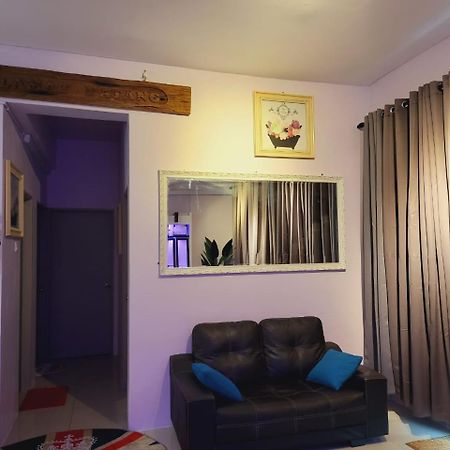 Izz Homestay Apartment Casa Kayangan Meru Ipoh Luaran gambar