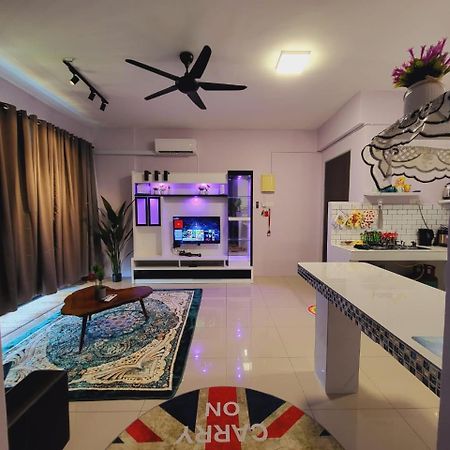 Izz Homestay Apartment Casa Kayangan Meru Ipoh Luaran gambar